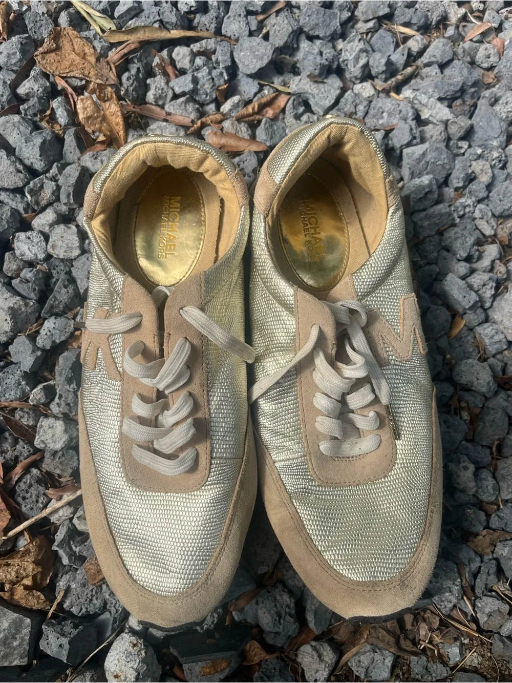 MICHAEL KORS STANTON TRAINER women’s size 9